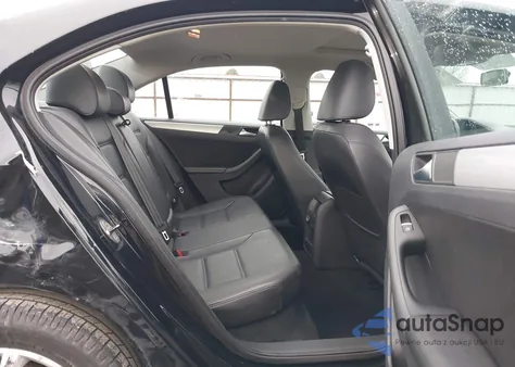 2013 Volkswagen Jetta 2.5L Se z USA, uszkodzony, nr VIN 3VWDP7AJ3DM433079